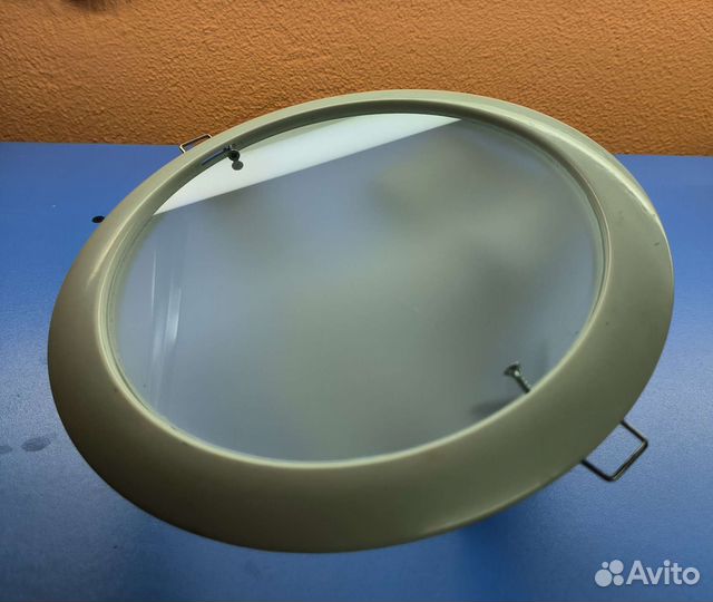 Светильник 20см потолочный