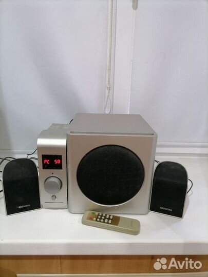 Акустика для компьютера 2.1 с сабвуфером