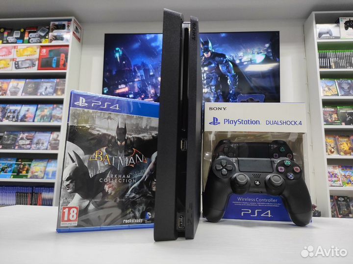 Sony PS4 Slim + 2 геймпада и+ 104 игры