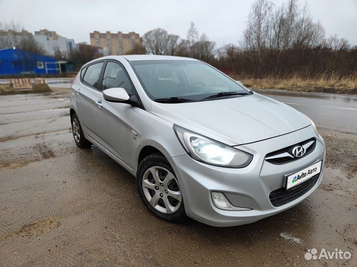 Hyundai Solaris 1.6 AT, 2012, 122 150 км