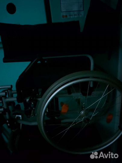 Инвалидная коляска складная бу
