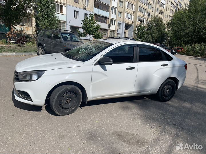 LADA Vesta 1.6 МТ, 2017, 180 000 км