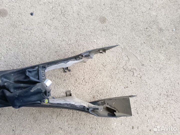 Декоративная накладка центральной консоли Geely MK