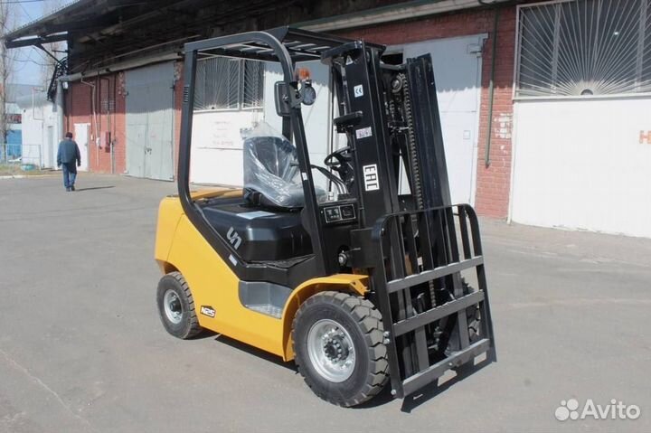 Вилочный погрузчик UN Forklifts FD25, 2023