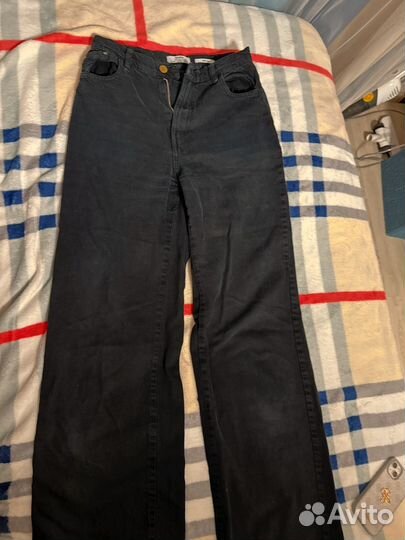 Джинсы bershka