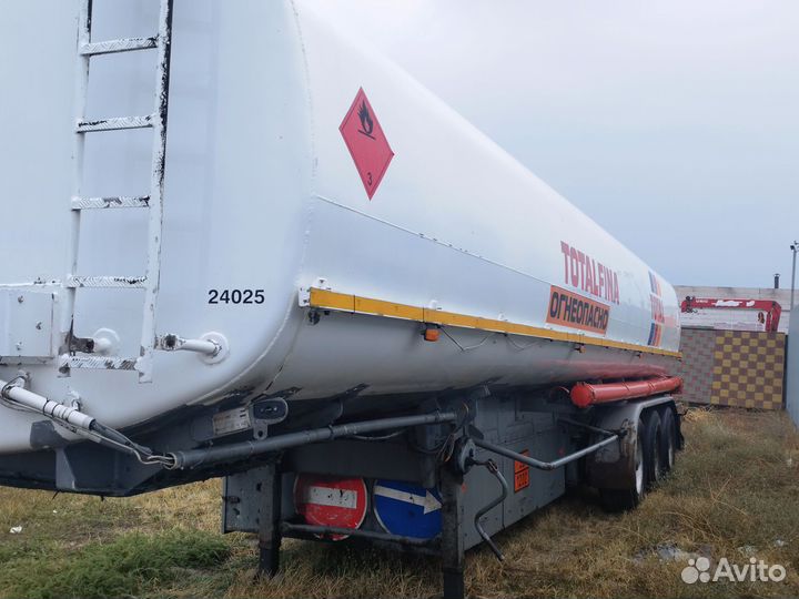 Полуприцеп химическая цистерна Crane Fruehauf Цистерна, 1985