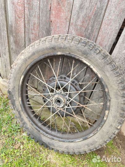 Колесо на мотоцикл Урал Днепр