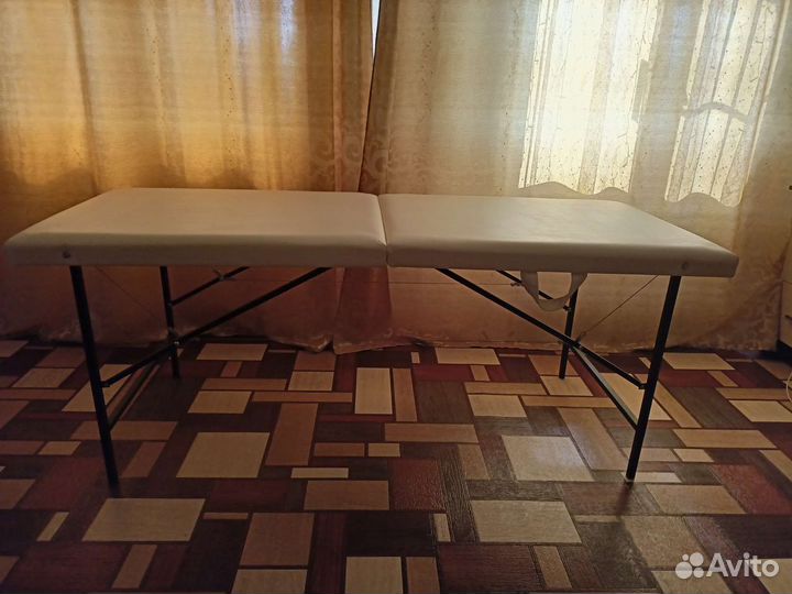 Кушетка косметологическая