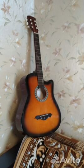 Акустическая гитара