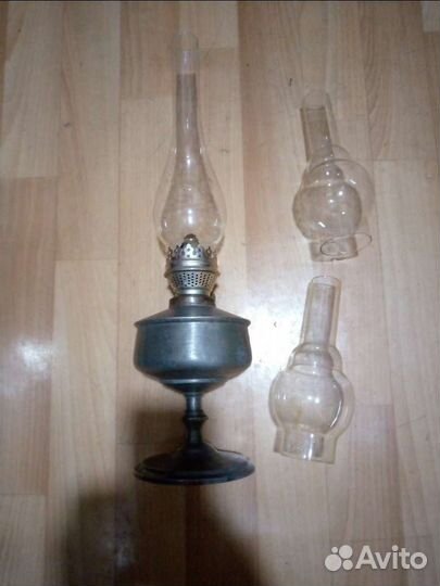 Лампа керосиновая