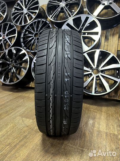 Kumho Ecsta PS31 225/55 R17 101W