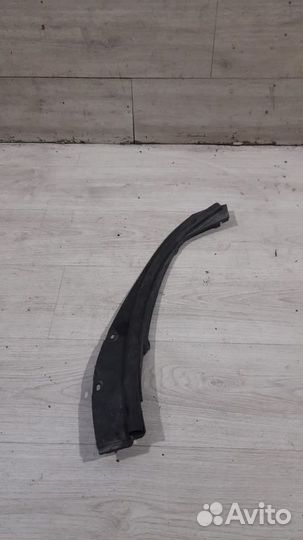 Накладка двери задняя правая Toyota Rav4 Xa50 С