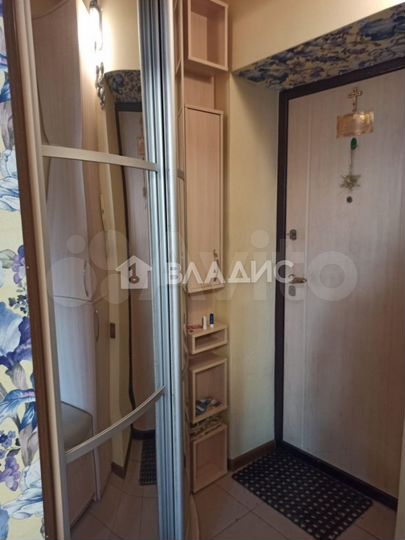 2-к. квартира, 43 м², 3/5 эт.