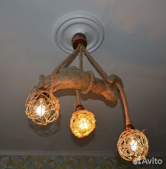 Люстра из дерева