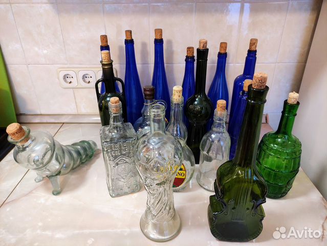 Декоративные бутылки и бочки для интерьера