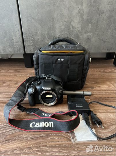 Зеркальный фотоаппарат canon 550d