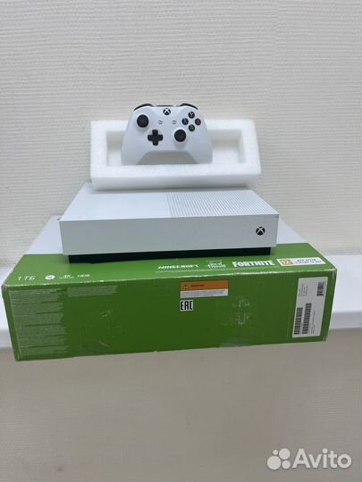 Xbox One S 1Tb (Есть обмен)