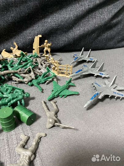 Набор солдатиков