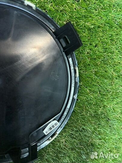 Эмблема решетки радиатора Mercedes E W212