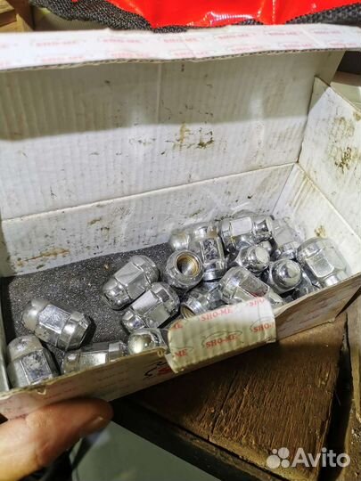 Болты колесные toyota camry