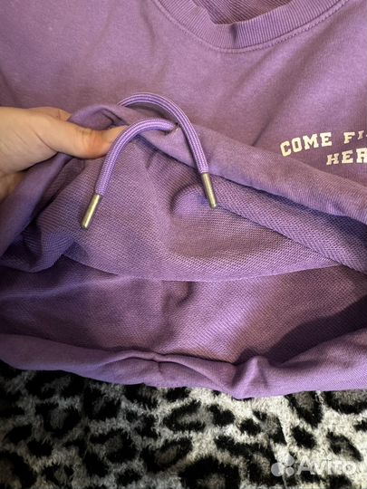 Укороченный свитшот bershka