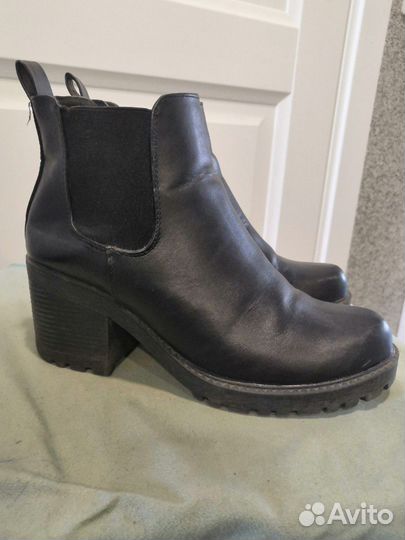 Ботинки женские