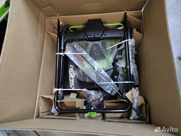 Снегоуборщик аккумуляторный Greenworks GD40ST 40V