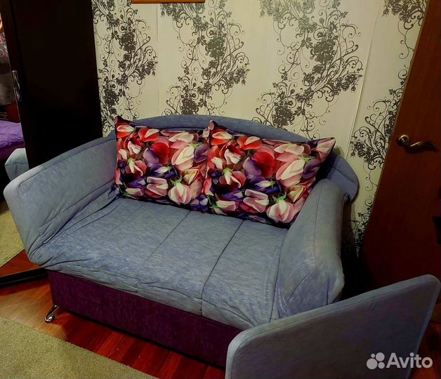 Диван б у