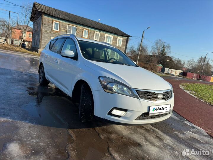 Kia Ceed 1.6 AT, 2011, 137 000 км