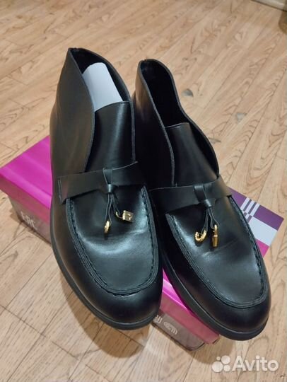 Ботинки женские