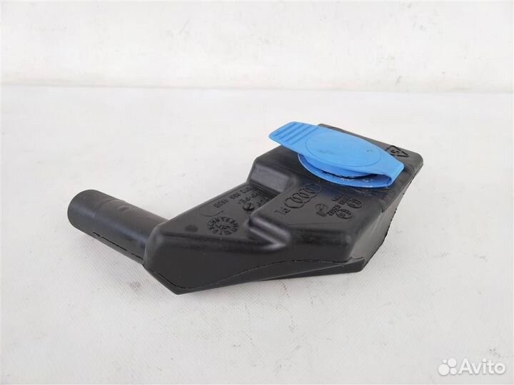 Горловина бачка омывателя ауди A5 Sportback 2008