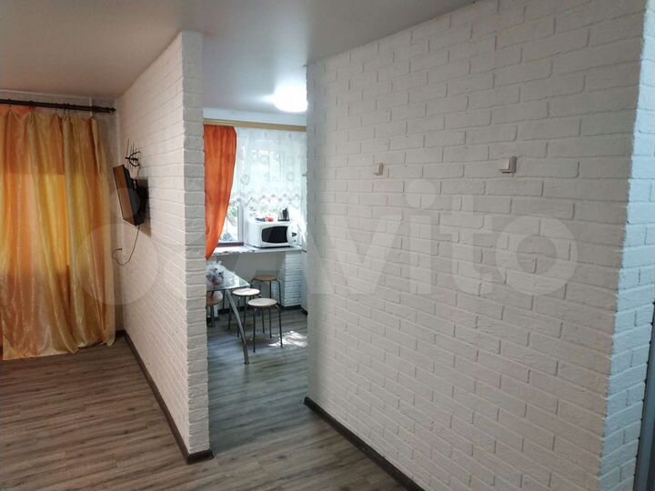 2-к. квартира, 45 м², 1/5 эт.