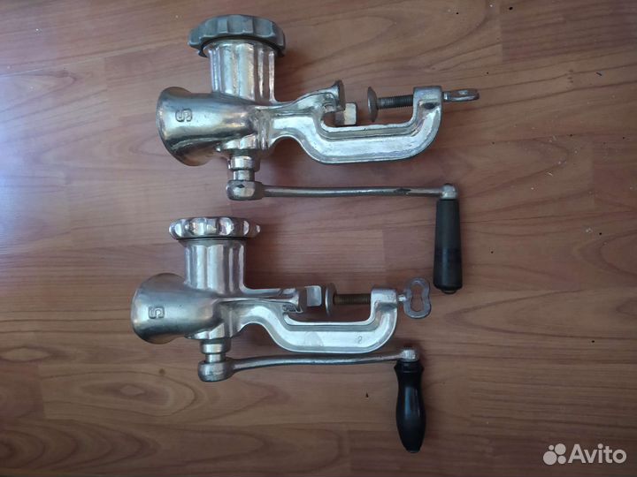 Мясорубка. Чугуний. С конём