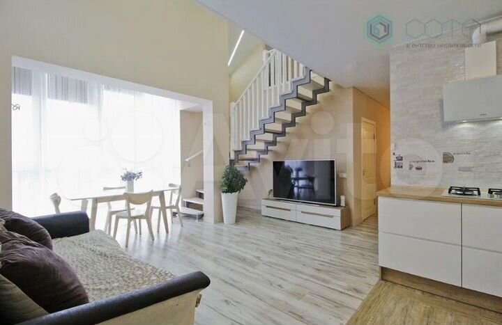 3-к. квартира, 93 м², 4/5 эт.