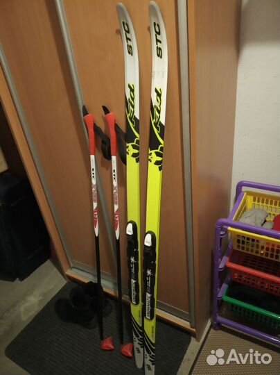 Беговые лыжи