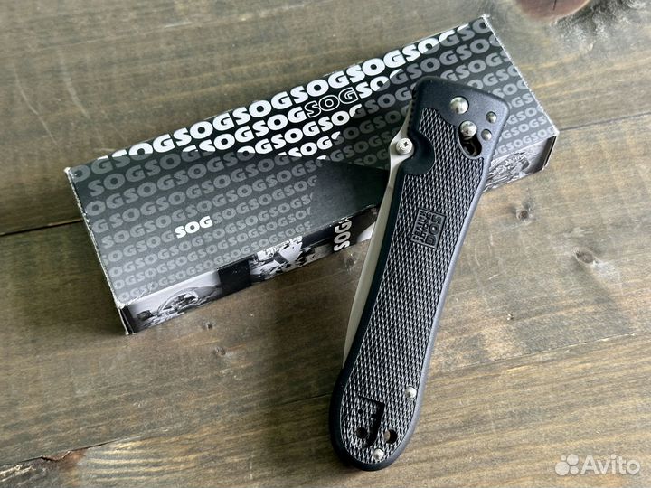 Нож SOG Pentagon Elite II