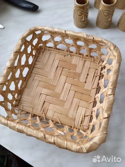 Посуда для сервировки стола