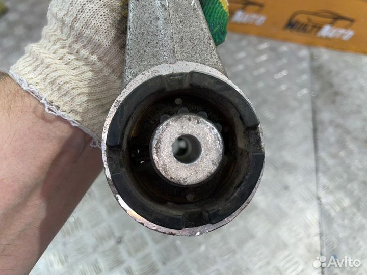 Рычаг подвески верхний передний левый Mercedes