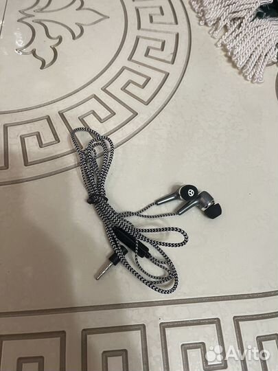 Наушники проводные