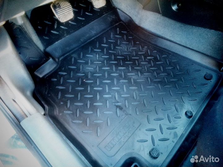 Коврики Nissan almera classic