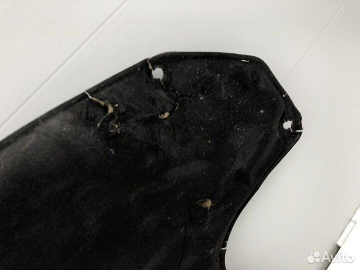 Шумоизоляция капота Mercedes-Benz E-Class 5 (W213)