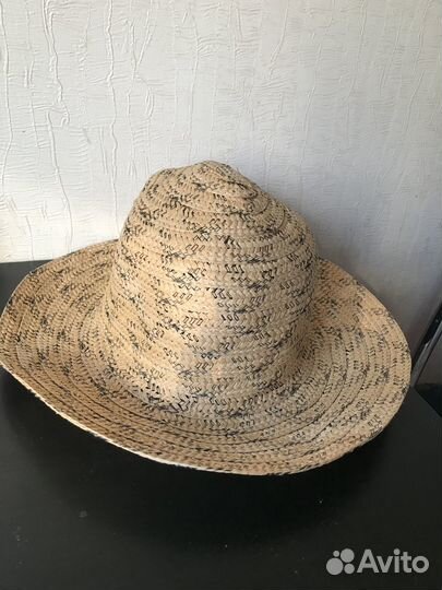 Шляпа пляжная