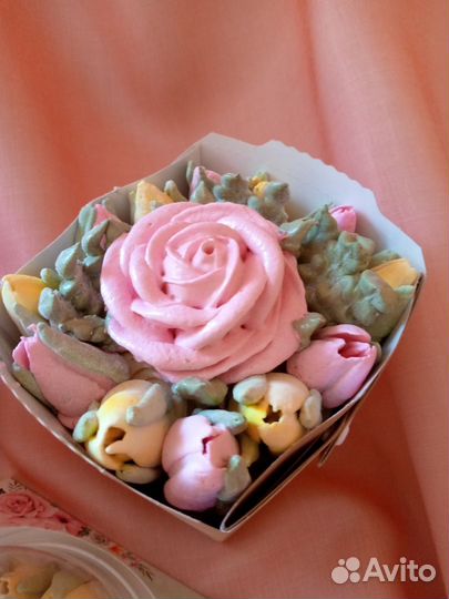 Сладкие букеты и композиции из зефира