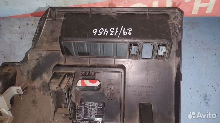 Накладка под рулевую колонку Nissan X-Trail T30