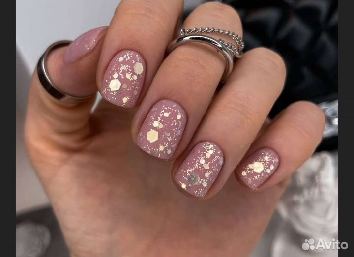 Маникюр и педикюр