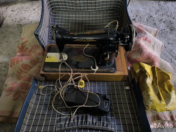 Швейная машинка
