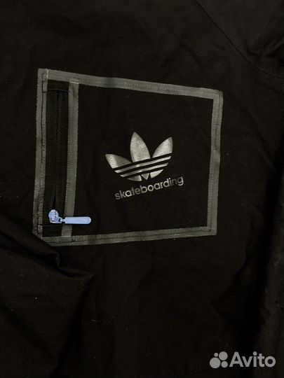 Ветровка мужская adidas