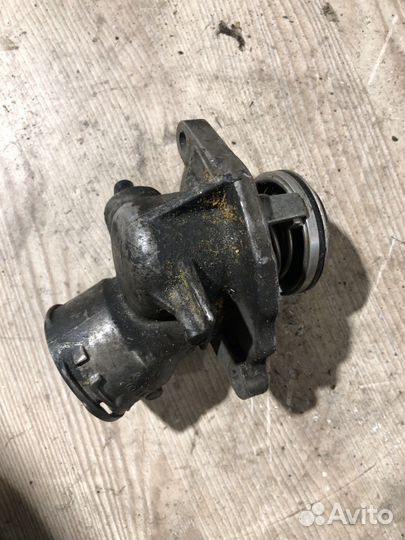 Корпус термостата mercedes м272