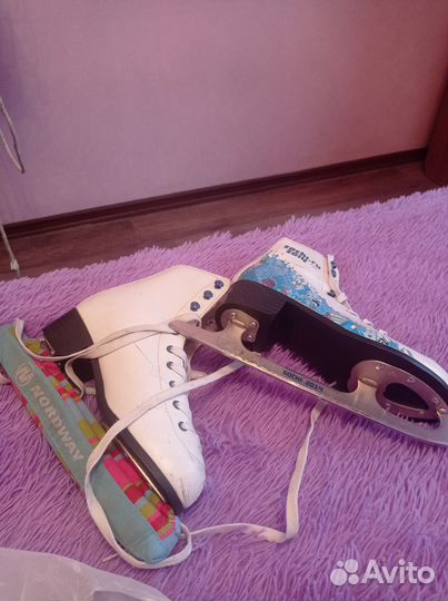 Фигурные коньки р. 38