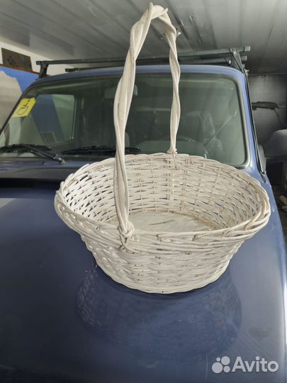 Корзина плетеная